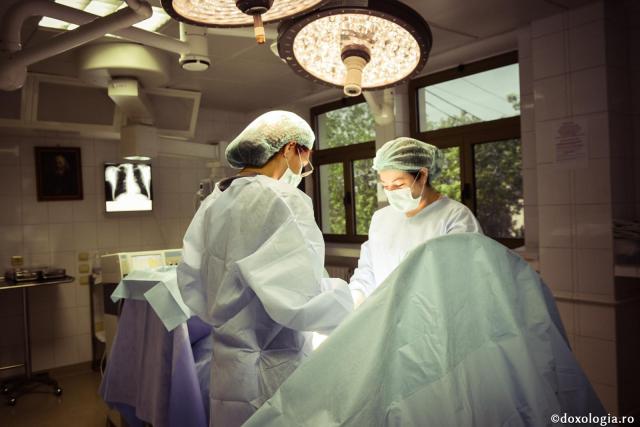 sală de operație
