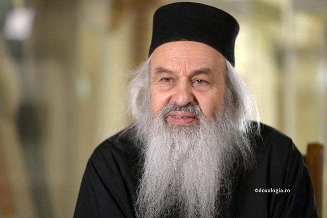 Părintele Rafail Noica / Foto: Oana Nechifor „Adevărata călătorie a pocăinței le vindecă pe toate” (Părintele Rafail Noica)