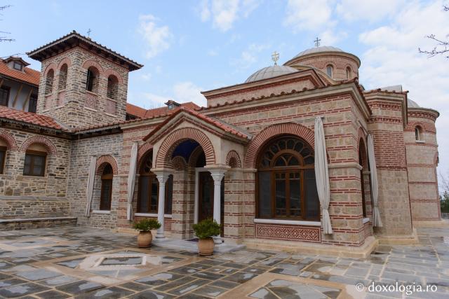 Chilia „Sfântul Ierarh Nicolae” Burazeri – Athos / Foto: Pr. Silviu Cluci Chilia „Sfântul Ierarh Nicolae” Burazeri – Athos