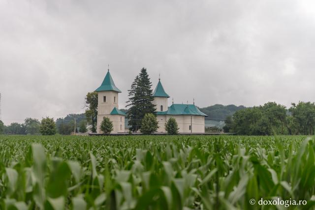 Mănăstirea Runc – lavra ţinutului Bacăului