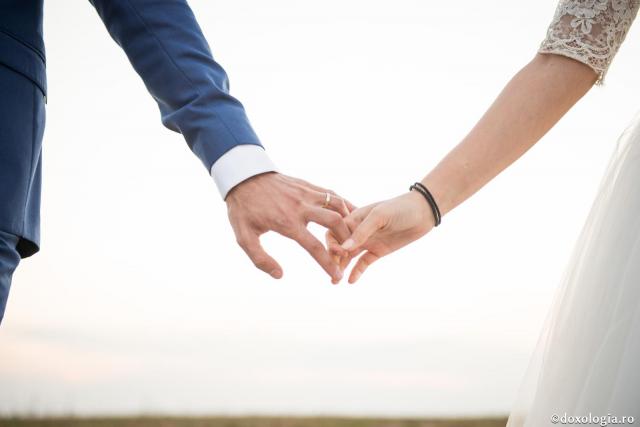 Câtă dăruire mai poți avea în căsătorie, dacă te epuizezi sentimental înainte?