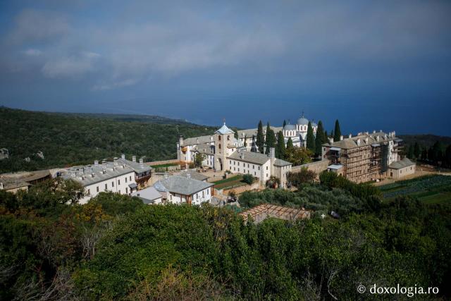 Schitul Prodromu – vedere de ansamblu dinspre sud-vest / Foto: Pr. Silviu Cluci Schitul Prodromu