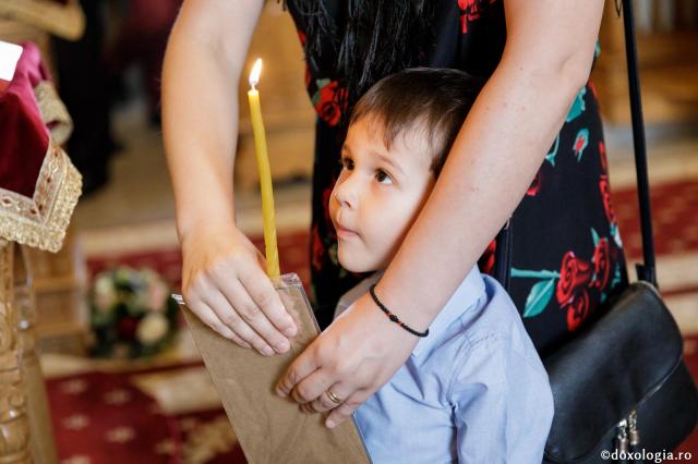 Foto: Oana Nechifor Părinții, direct răspunzători de sufletele pruncilor