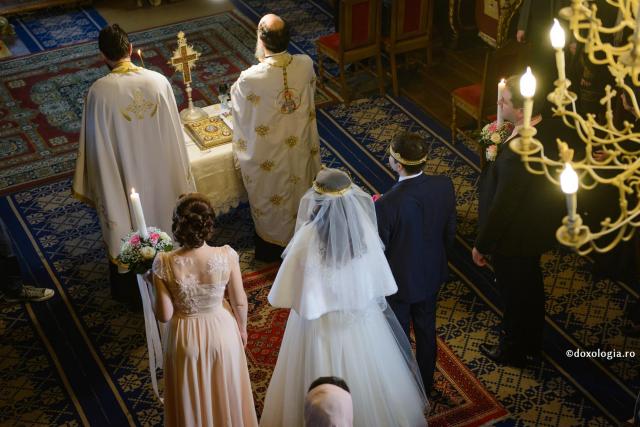 Principalele datorii ale nașilor de cununie / Foto: Oana Nechifor cununie religioasă