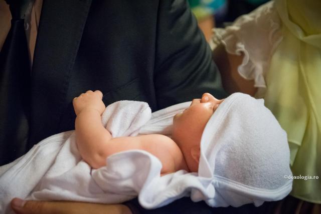 Foto: Oana Nechifor Care este principiul de bază al familiei creştine?