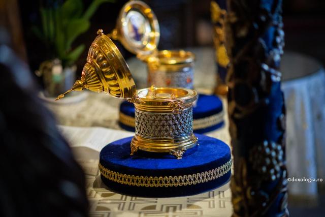 Mărturisire a credinței, din Asia până la Iași / Foto: Valentina Bîrgăoanu moaștele sfinților Trifon și Marina