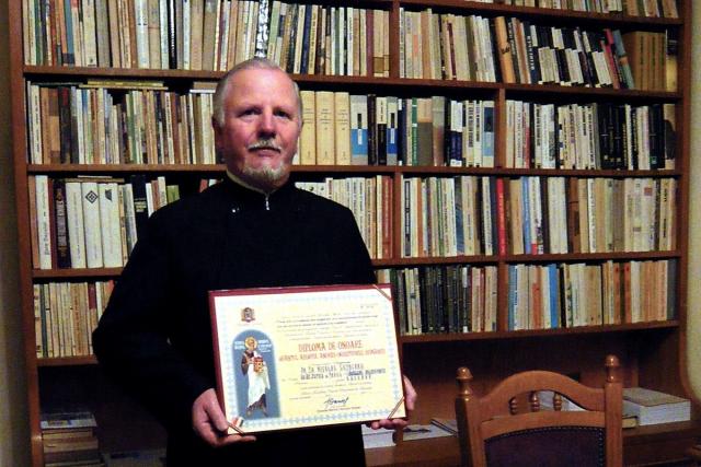 Părintele Nicolae Cojocaru lansează şapte volume la Suceava