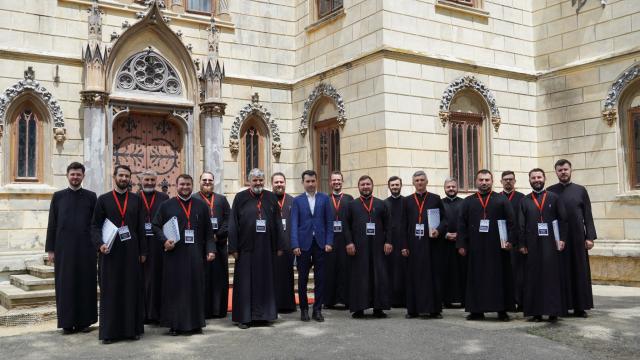 Program de formare pentru preoții recent hirotoniți, la Mănăstirea Miclăușeni