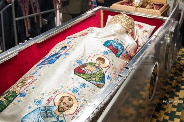 Sfânta Parascheva de la Iași devine ctitor pentru o biserică din Muntele Athos