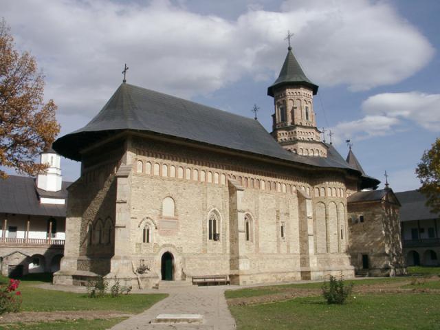 Biserica „Înălțarea Domnului” - Mănăstirea Neamț