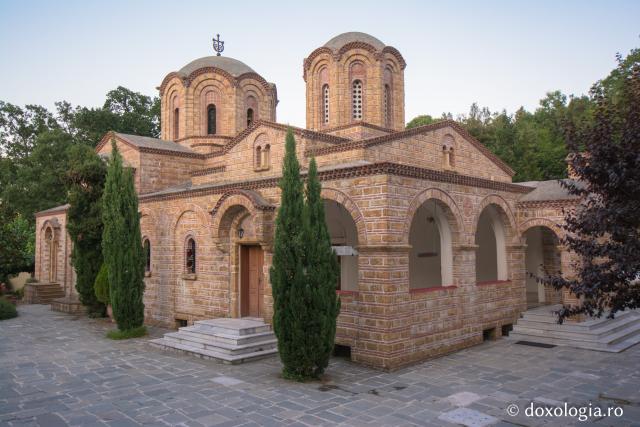 Mănăstirea „Sfântul Dionisie Olimpianul” din Muntele Olimp