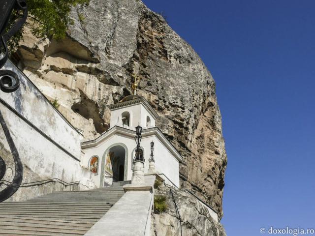 (Foto) Bakchisarai – „Mănăstirea din stâncă” 