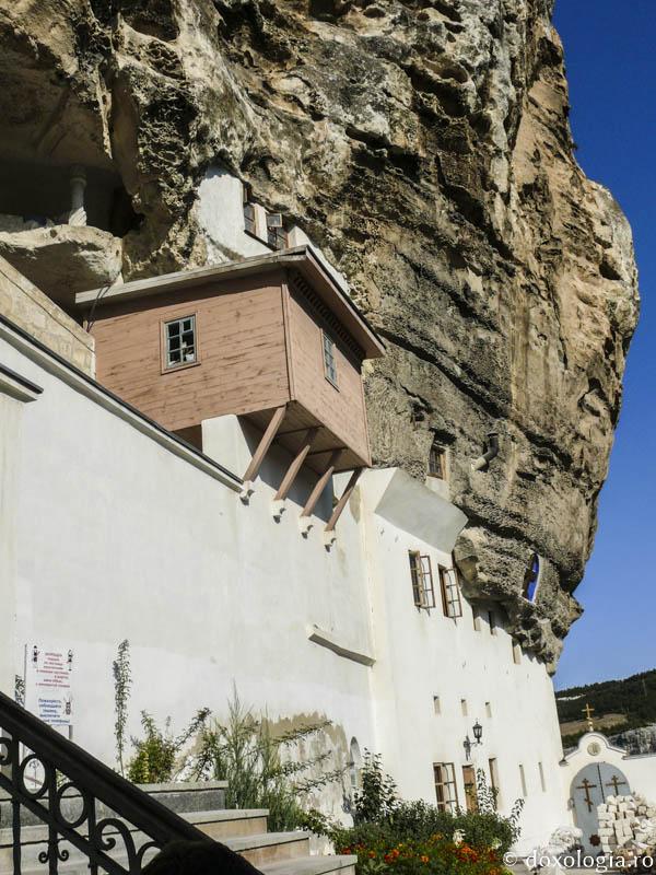 (Foto) Bakchisarai – „Mănăstirea din stâncă” 