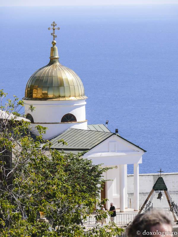 (Foto) Fiolent – Muntele Maicii Domnului, Mănăstirea Sfântul Gheorghe din Crimeea 