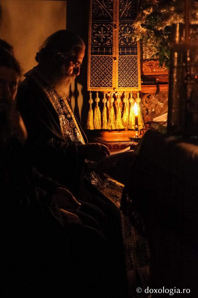 (Foto) - Hramul Chiliei „Buna Vestire” de la schitul Lacu din Athos
