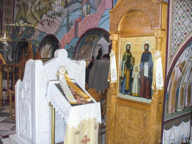 (Foto) Acasă la Sfinții Rafael, Nicolae și Irina din Insula Lesvos, Grecia
