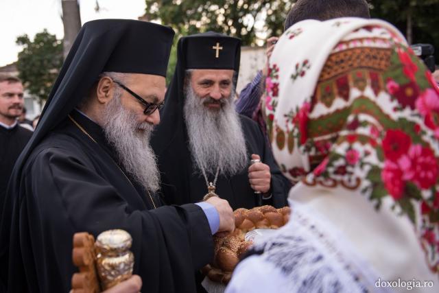 (Foto) Vizita Patriarhului Antiohiei la Mănăstirile Cetățuia (Iași) și Popăuți (Botoșani) 