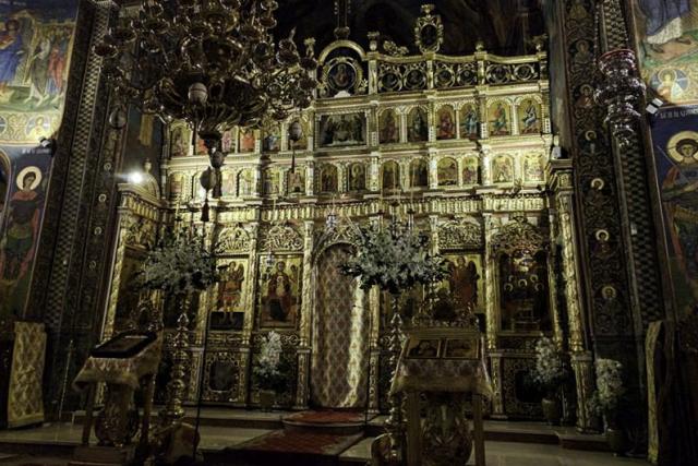 Pelerinaj la moaștele Sfântului Nectarie, Mănăstirea Radu Vodă din București (galerie FOTO)