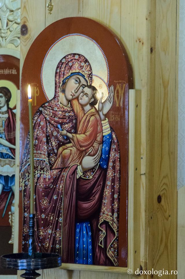 Schitul „Sfinții Împărați Constantin și Elena” din Moeciu de Jos