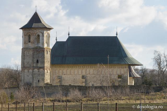 (Foto) Ultima ctitorie a Sfântului Voievod Ștefan cel Mare - Mănăstirea Dobrovăț