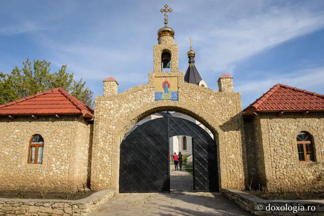 Mănăstirea Orheiul Vechi