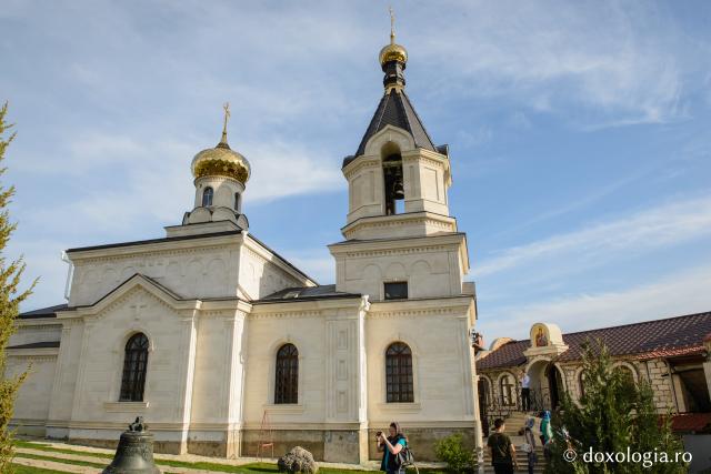Mănăstirea Orheiul Vechi