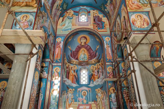 (Foto) Pași de pelerin la Mănăstirea Celje din Serbia 