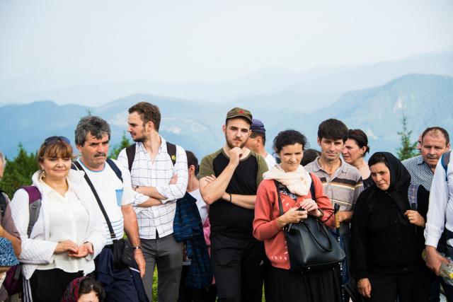 (Foto) Pelerini din toată țara, prezenți la hramul Mănăstirii de pe Muntele Ceahlău
