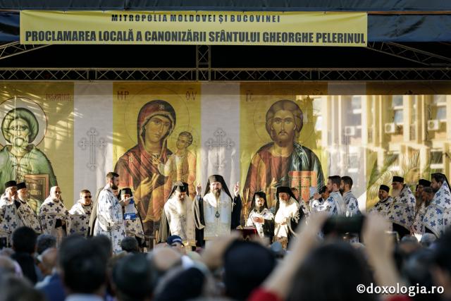(Foto) Rugăciune și bucurie la Piatra Neamț - proclamarea locală a canonizării Sfântului Gheorghe Pelerinul 