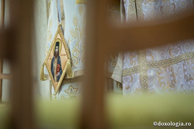(Foto) Ziua Sfântului Ioan Iacob - slujire arhierească la Seminarul Teologic de la Neamț