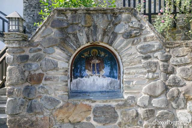 (Foto) Paşi de pelerin la Metocul Kakovo al Mănăstirii Hilandar – Halkidiki, Grecia