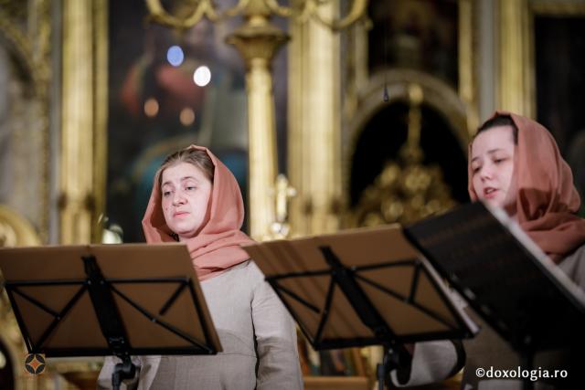 (Foto) IBMF 2019 – Concert de muzică rusească veche și românească în cinstea Maicii Domnului