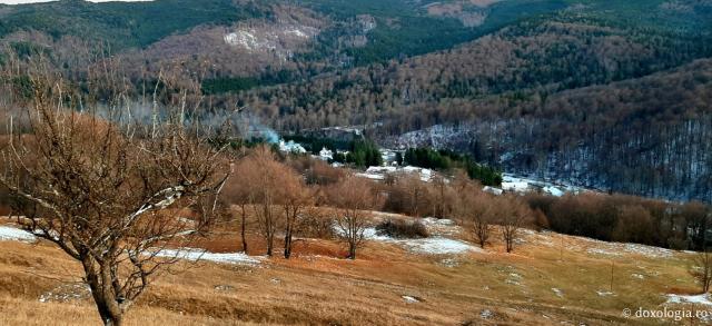 (Foto) Mănăstirea Sihăstria la început de iarnă