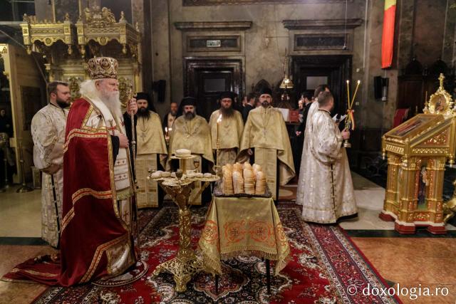 (Foto) Priveghere la Sărbătoarea Sfântului Ierarh Iosif cel Milostiv, Mitropolitul Moldovei – 25 ianuarie 2020