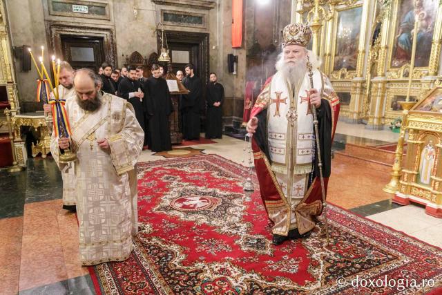 (Foto) Priveghere la Sărbătoarea Sfântului Ierarh Iosif cel Milostiv, Mitropolitul Moldovei – 25 ianuarie 2020