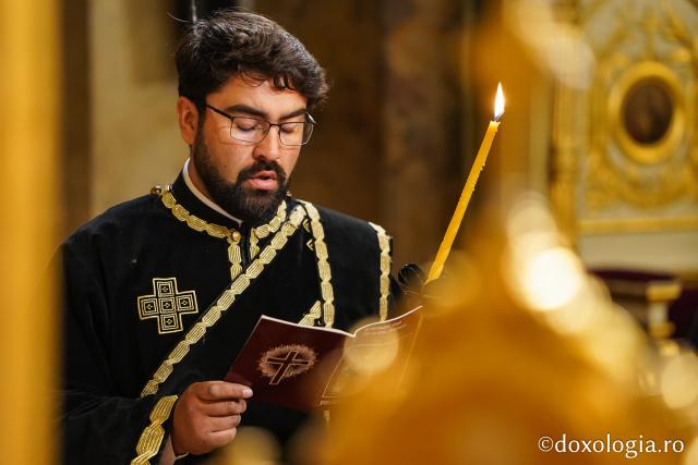 (Foto) Prohodul Domnului la Catedrala mitropolitană din Iași