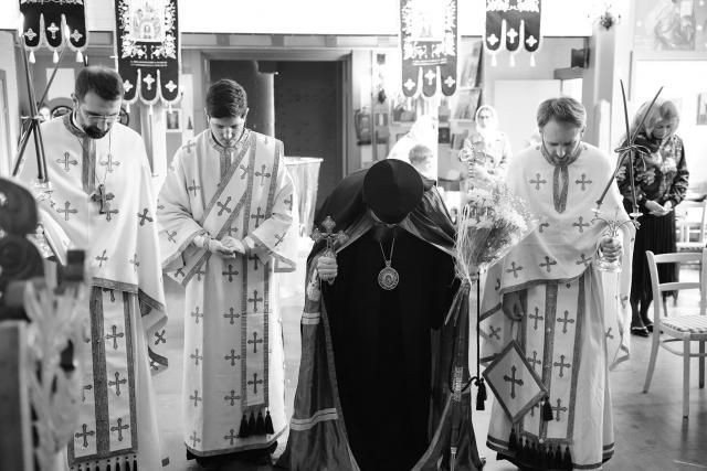 (Foto) Liturghie arhierească la Praznicul Izvorului Tămăduirii, în Göteborg