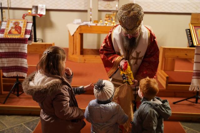 „Cu Evanghelia printre nămeți" – vizită pastorală a Preasfințitul Macarie Drăgoi în Myre, Norvegia