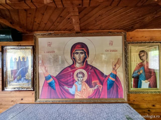 Icoana Maica Domnului Mănăstirea „Sfântul Ioan Iacob” Corlățeni
