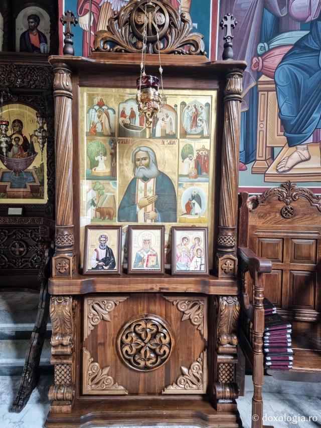 Sfântul Serafim de Sarov - Biserica „Izvorul Tămăduirii” de la Mănăstirea Sihăstria Putnei