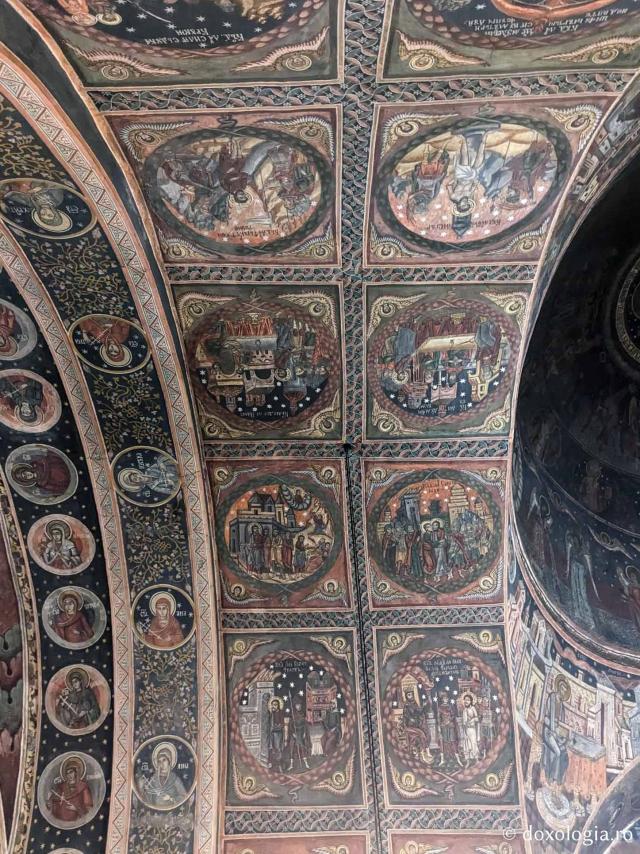 Pictură interioară - Biserica „Cuvioasa Parascheva” din Rășinari