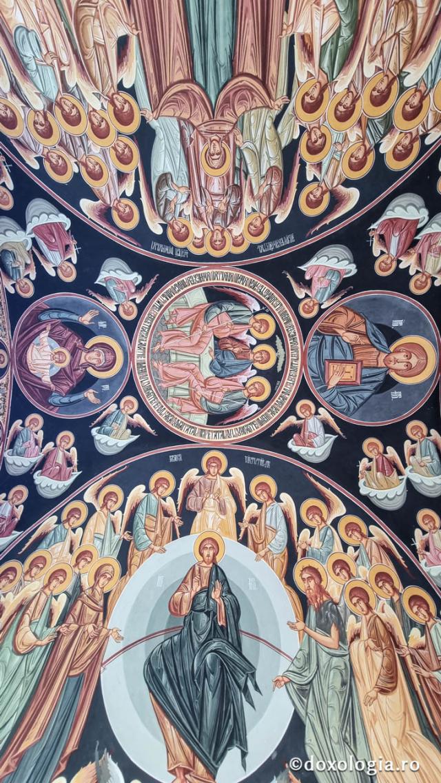 Mănăstirea Almaş - pictură exterioară
