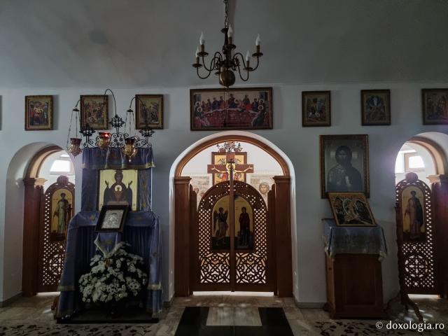 Paraclisul Sfinților și Drepților Părinți Ioachim și Ana de la Mănăstirea Sihăstria Putnei