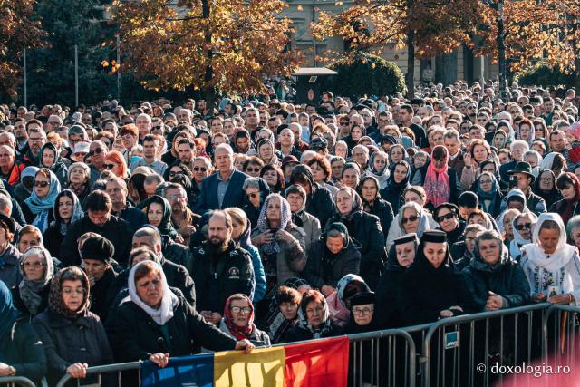 (Foto) #Hram2023: Ocrotitoarea Moldovei, cinstită în duh de rugăciune