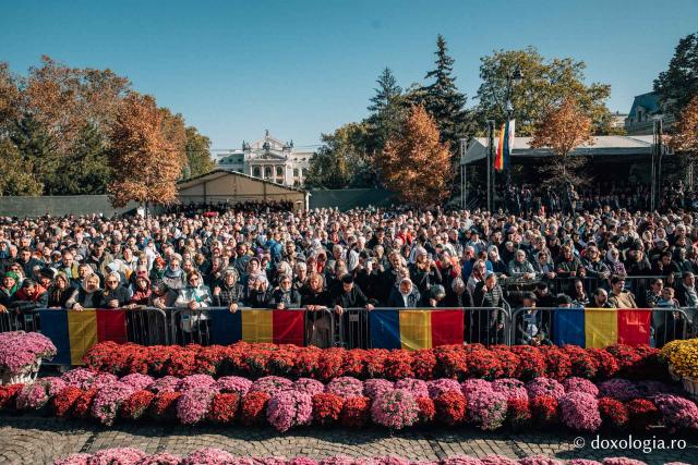 (Foto) #Hram2023: Ocrotitoarea Moldovei, cinstită în duh de rugăciune