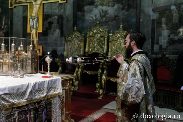 Priveghere în cinstea Sfântului Ierarh Iosif cel Milostiv la Catedrala Mitropolitană din Iași