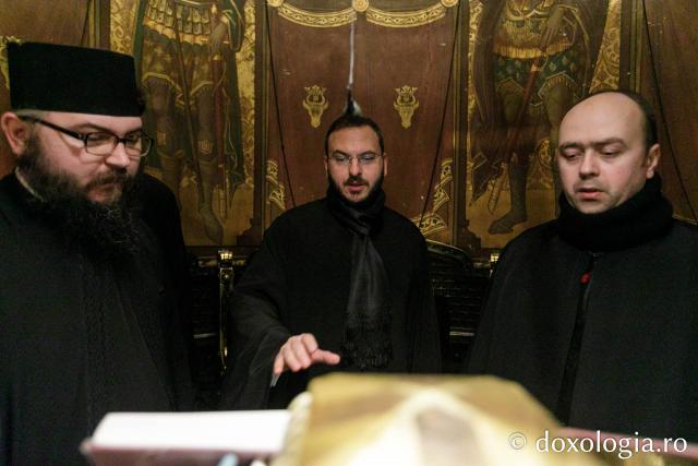 Priveghere la hramul Mănăstirii Sfinții Trei Ierarhi din Iași 2024