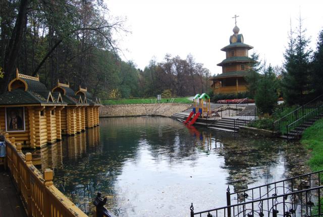 Lacul Sfântului Serafim de Sarov Lacul Sfântului Serafim de Sarov