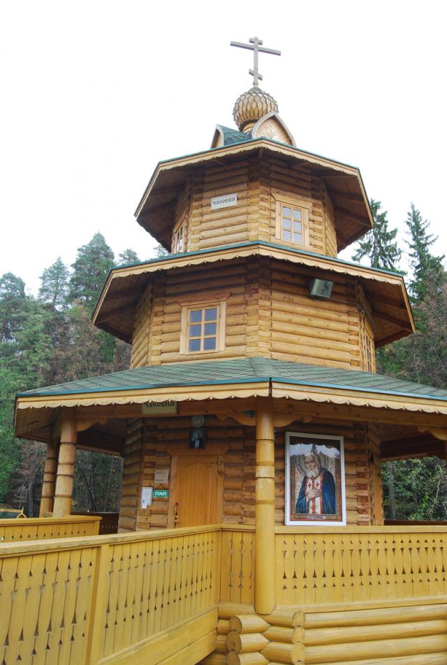 Acasă la Sfântul Serafim de Sarov – Mănăstirea Diveevo  Mănăstirea Diveevo