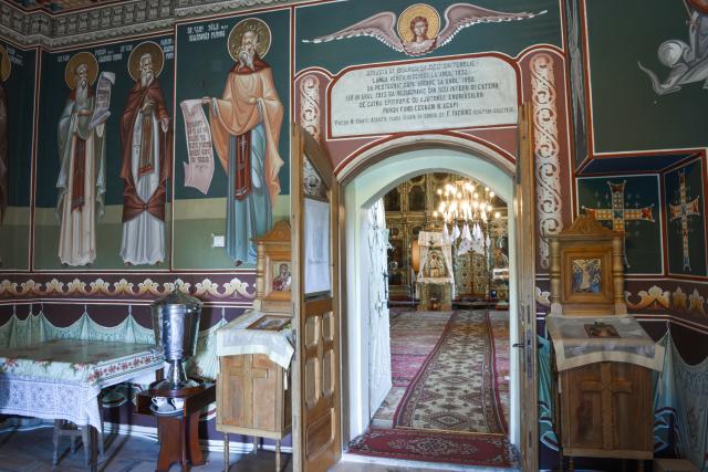 (Foto) Biserica „Sfinții Voievozi” Roșca din Tatarași